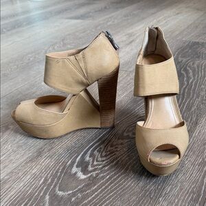 BCBGeneration Beige Platform Peep-Toe Shoes